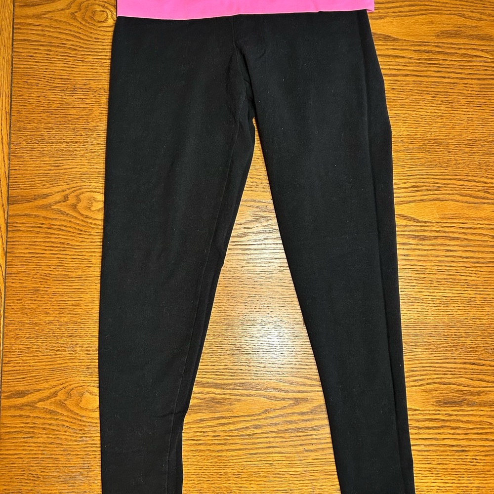 VS yoga pants